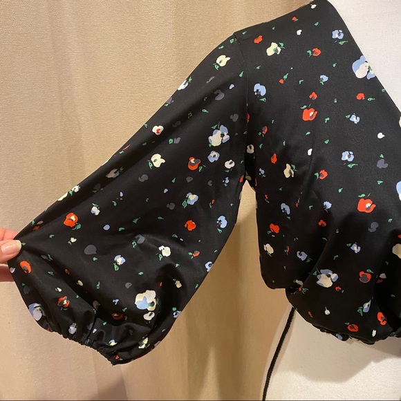 Ganni cropped Tie front-floral shirt Size 2 - Picture 9 of 11